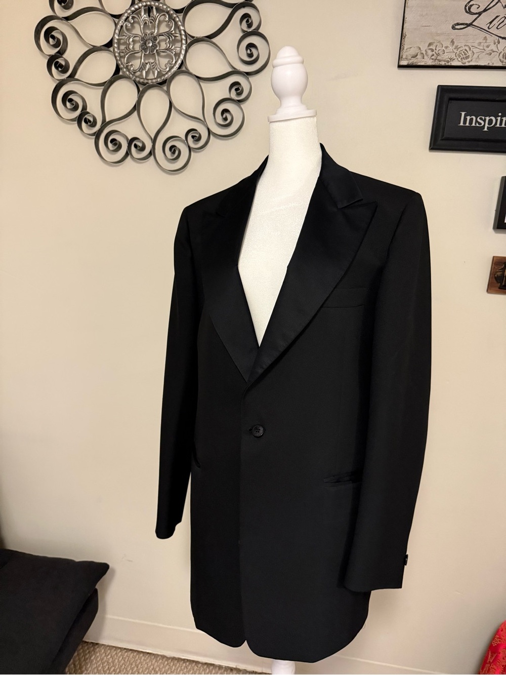 Men’s tuxedo After Six Black Single-Button Tuxedo Jacket with Satin Lapel